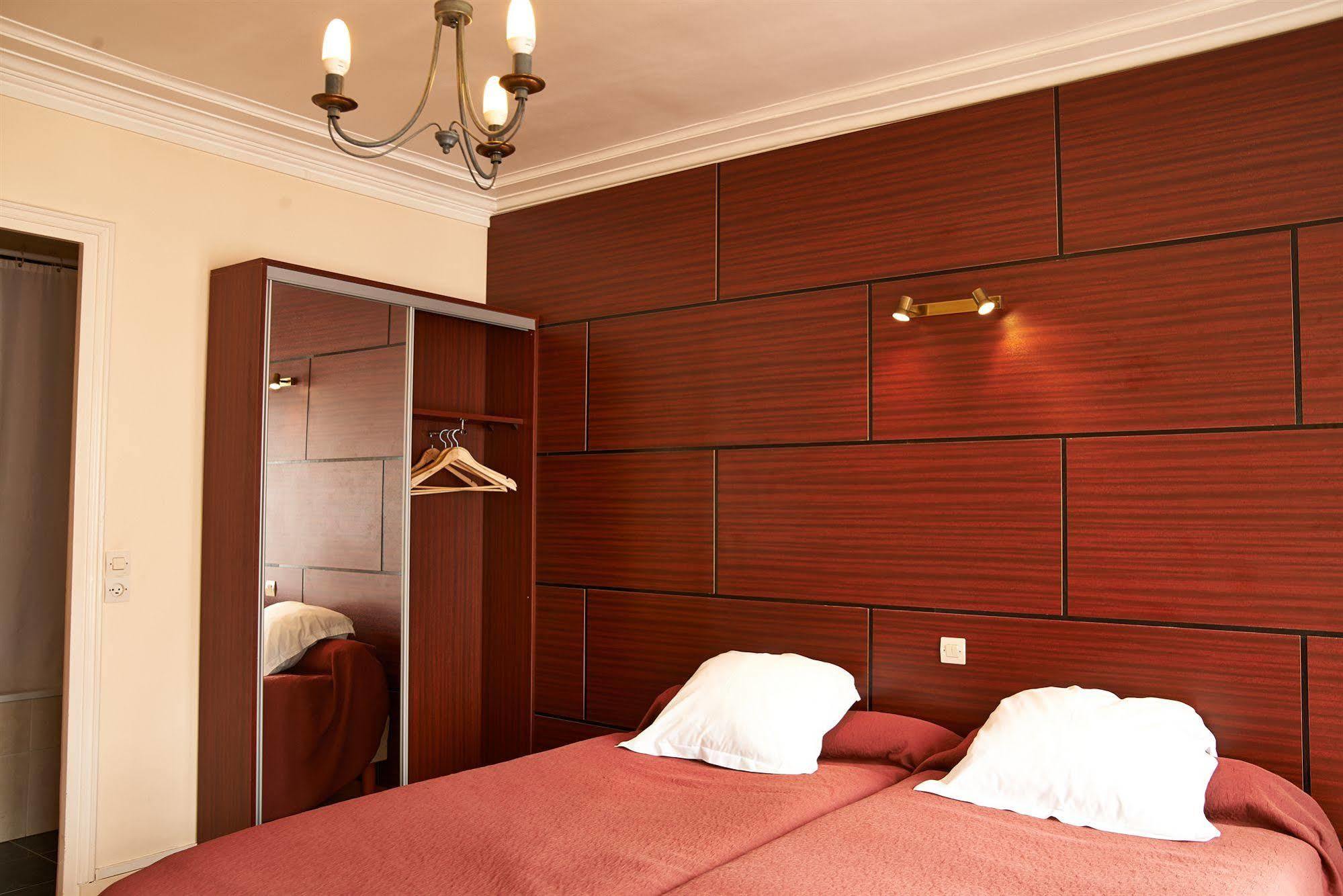 Hotel Maillot Neuilly-sur-Seine Exteriör bild